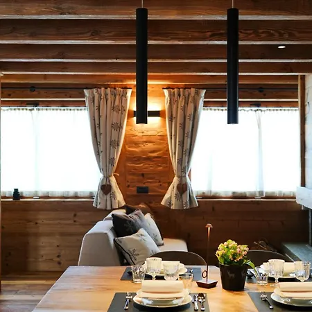 Шале Les De Rose *